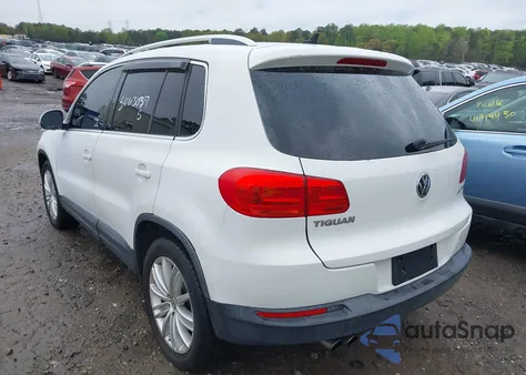 2013 Volkswagen Tiguan S из США, поврежденный, VIN WVGAV3AX1DW574009